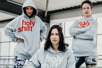 Holy Shift: Der erste FLGH-Hoodie ist da! 3