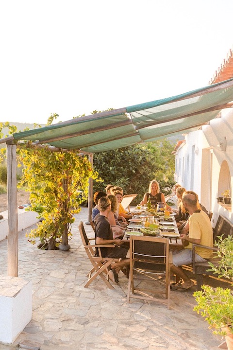 Die besten Yoga- und Surfcamps 2019 5
