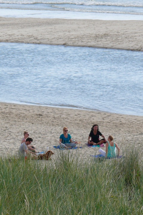 Die besten Yoga- und Surfcamps 2019 8